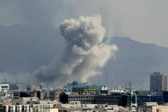 Iran, Usa e Israele dovevano attaccare una settimana prima Iran, Usa e Israele dovevano attaccare una settimana prima