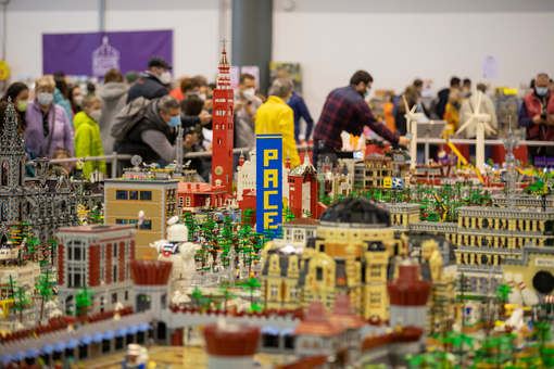 Cremona&Bricks: la magia dei mattoncini torna ad affascinare grandi e piccini Cremona&Bricks: la magia dei mattoncini torna ad affascinare grandi e piccini