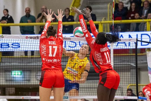 Eckl e Obossa sugli scudi nella vittoria della Uyba