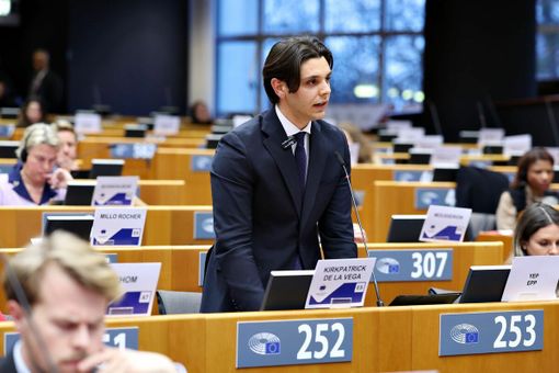 Vigo a Bruxelles: «Politica europea più efficace se valorizza enti locali e giovani nei processi decisionali»