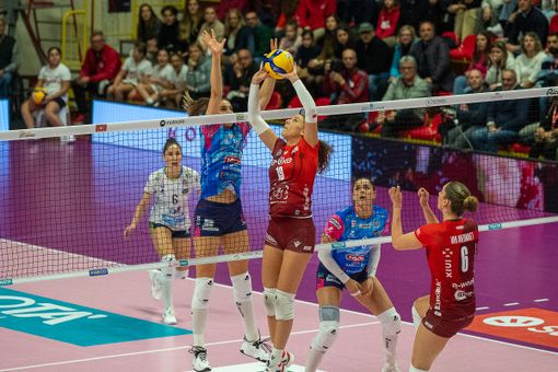 Jennifer Boldini, palleggiatrice Uyba Busto Arsizio Jennifer Boldini, palleggiatrice Uyba Busto Arsizio