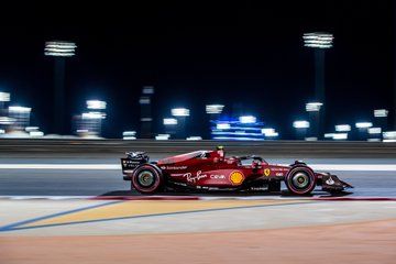 Formula 1, Saturday Night "Red" Fever