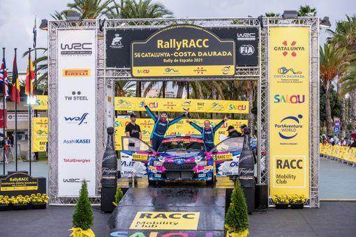 Mauro Miele, forza della natura! Buca due volte e "vola" anche con la ruota a terra