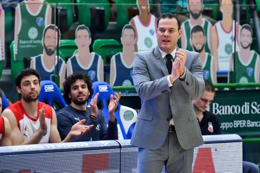 Il dado è tratto: è Roijakkers il nuovo allenatore di Varese