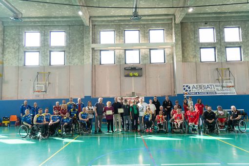 Grande festa di sport ieri alla palestra comunale di Porto Ceresio (foto Fabio Averna)