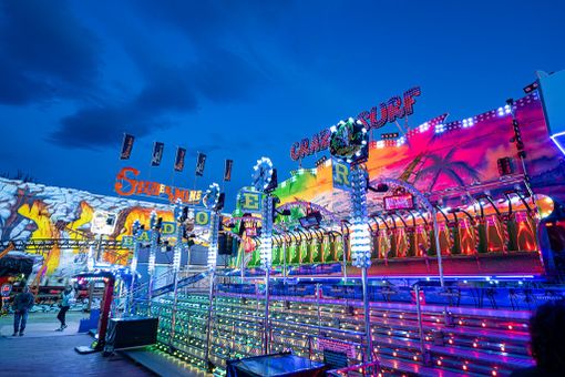 Ultima settimana di Luna Park con il sole alla Schiranna: «I varesini avevano tanta voglia di divertirsi, tante le famiglie e le coppie» Ultima settimana di Luna Park con il sole alla Schiranna: «I varesini avevano tanta voglia di divertirsi, tante le famiglie e le coppie»