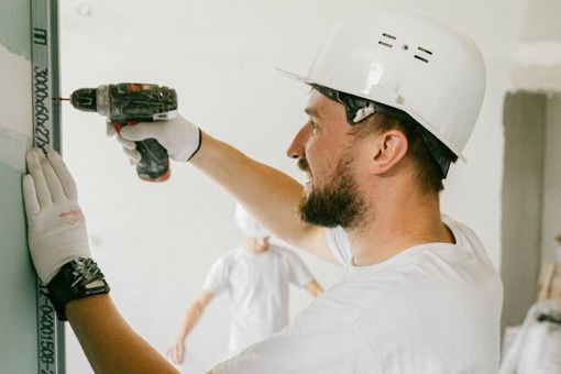 Viti Autoforanti: Un Alleato Indispensabile per il Professionista