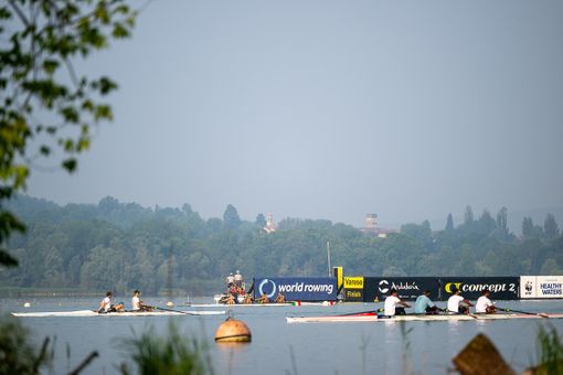Al via le gare di Coppa del Mondo sul lago di Varese (foto Alessandro Umberto Galbiati)