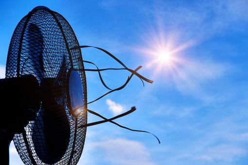 Meteo Svizzera prolunga l'allerta canicola di grado 3 (pericolo marcato) fino a mercoledì 2 luglio: massime a 35 gradi