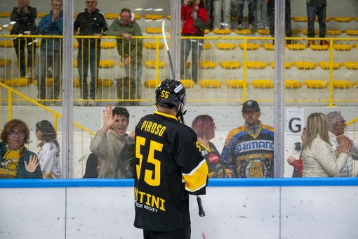 Pizzo al giro di pista in mezzo alla sua gente (Fotografia Galbiati) Pizzo al giro di pista in mezzo alla sua gente (Fotografia Galbiati)