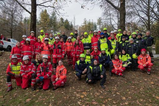 Esercitazione di Protezione Civile a Mesenzana: Croce Rossa Italiana e Gruppi di Protezione Civile uniti per la sicurezza del territorio