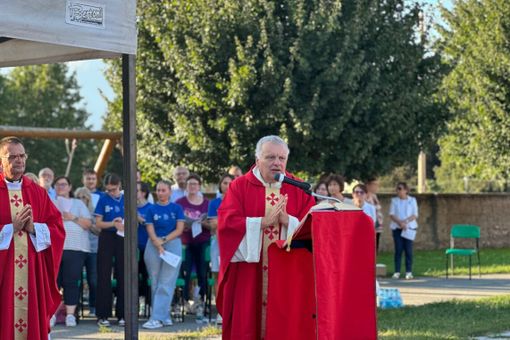 Luino celebra l'ingresso del suo nuovo prevosto don Cesare Zuccato Luino celebra l'ingresso del suo nuovo prevosto don Cesare Zuccato