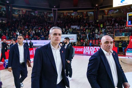 Varese esce dal campo a testa bassa (foto Averna)