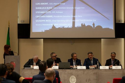 La tavola rotonda con Acinque alla Camera La tavola rotonda con Acinque alla Camera