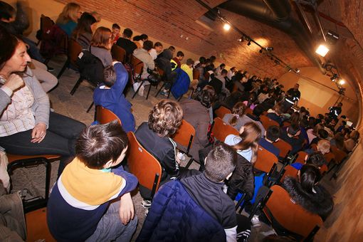 Gli appuntamenti alle scuole di Besozzo e Cuveglio (foto Ossola)