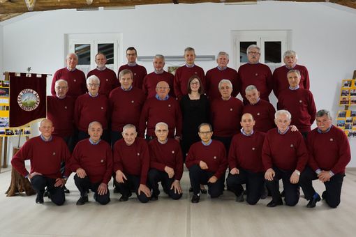 Il Coro Stella Alpina Valceresio in una foto dalla loro pagina Facebook
