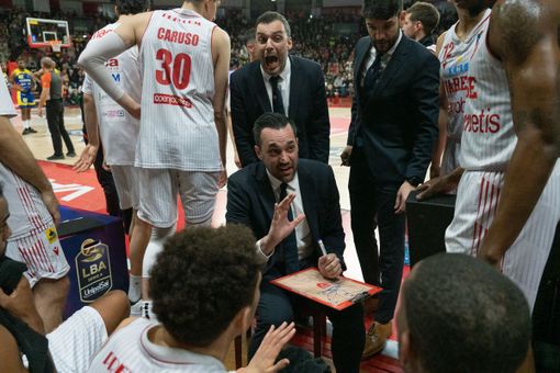 I disperati, pronti a tutto. La corda. La cordata