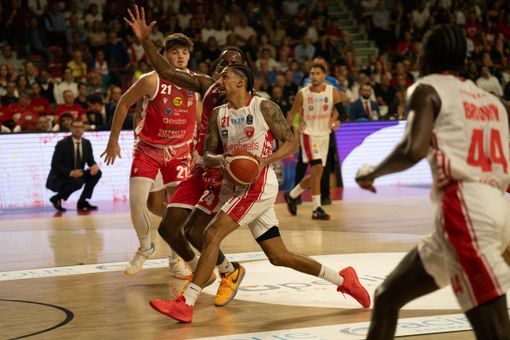 Olivier Hanlan, capitano della Openjobmetis (foto Fabio Averna)