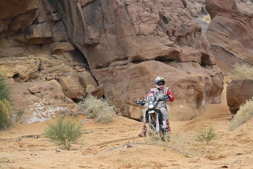 Sabbia, pioggia e grandine. Continua la Dakar di Ottavio Missoni jr