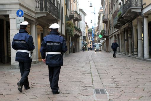 A Varese in un anno 571 incidenti stradali, oltre 47mila multe e cinquemila punti decurtati A Varese in un anno 571 incidenti stradali, oltre 47mila multe e cinquemila punti decurtati