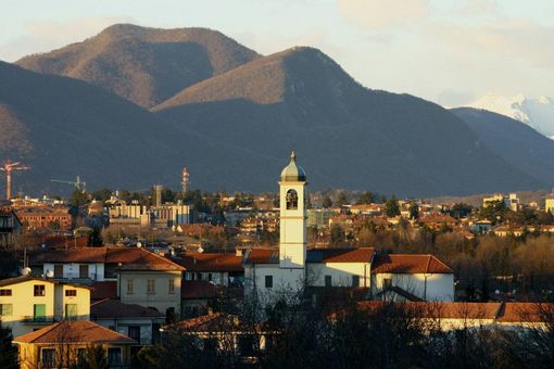 Una panoramica di Gazzada: il Comune attiva le news su carta Una panoramica di Gazzada: il Comune attiva le news su carta