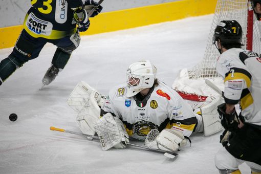 Rocco Perla, portierone giallonero (Immagini Photosport & More) Rocco Perla, portierone giallonero (Immagini Photosport & More)