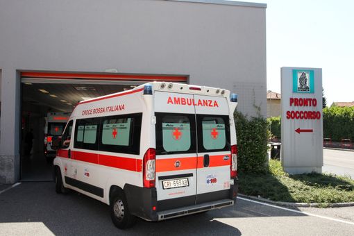 Scontro tra un'auto e una moto in via Campigli: motociclista in ospedale Scontro tra un'auto e una moto in via Campigli: motociclista in ospedale