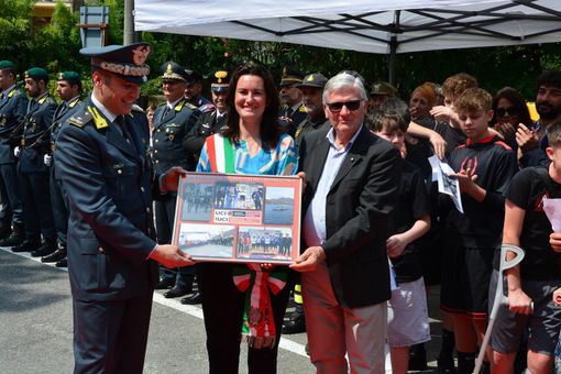 Cittiglio celebra la Guardia di Finanza, inaugurato il piazzale Fiamme Gialle d'Italia