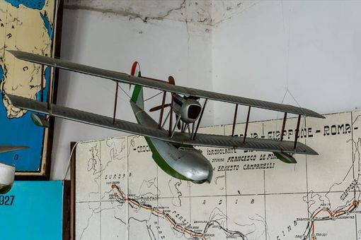 Foto dalla pagina Facebook di Hangar Italy