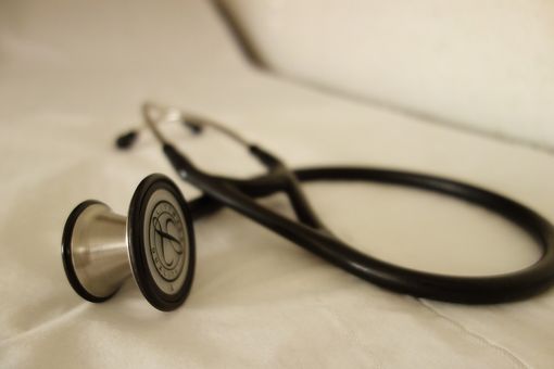 Il dottor Felloni va in pensione: a Barasso, Casciago, Comerio e Luvinate arriva un sostituto provvisorio