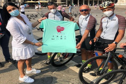 Dalla Sicilia alla Lombardia in bicicletta per ringraziare i medici lombardi impegnati contro il Coronavirus