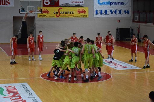 Il Basket Siamo Noi stupisce ancora e va a canestro con il Giovani Leggende