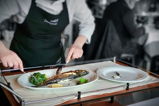 Agenzia Formativa Provincia di Varese: sei aspiranti chef all'esame finale