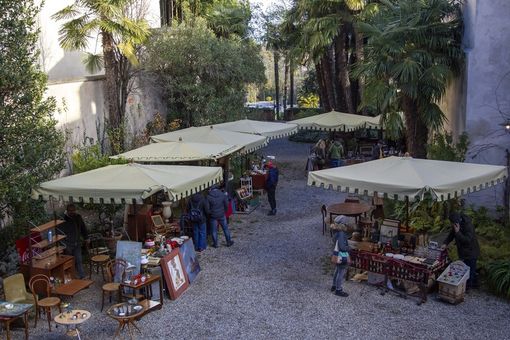Tante care cose, quel magico mercatino di oggetti unici nella magia di Casa Macchi