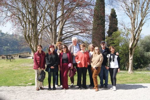 Ecco il Festival della Meraviglia 2025: a Laveno Mombello si va "In volo sui confini"