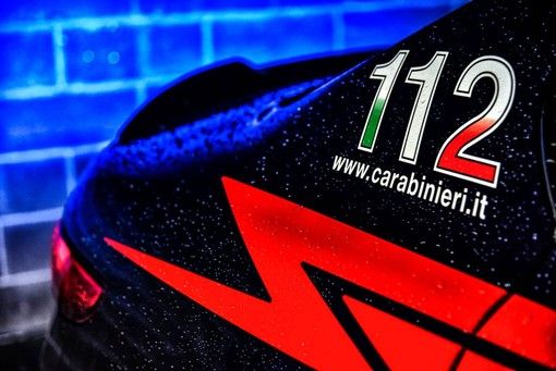 Va dai carabinieri per una denuncia ma viene arrestata. Era ricercata Va dai carabinieri per una denuncia ma viene arrestata. Era ricercata