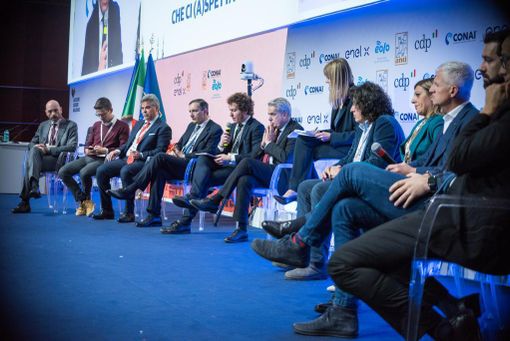 Rinnovati gli organi di Anci Lombardia: quattro esponenti leghisti del Varesotto nel consiglio direttivo Rinnovati gli organi di Anci Lombardia: quattro esponenti leghisti del Varesotto nel consiglio direttivo