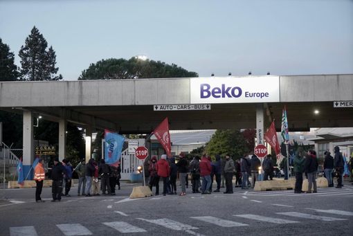 L'Anpi Varese al fianco dei lavoratori MV Agusta e Beko: «Difendiamo i diritti e il futuro delle fabbriche simbolo dell'industria italiana» L'Anpi Varese al fianco dei lavoratori MV Agusta e Beko: «Difendiamo i diritti e il futuro delle fabbriche simbolo dell'industria italiana»