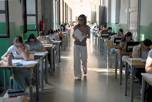 Maturità,  da Pavese e Calabresi: al via l'esame con la prova di italiano. In provincia di Varese tornano in aula ottomila studenti
