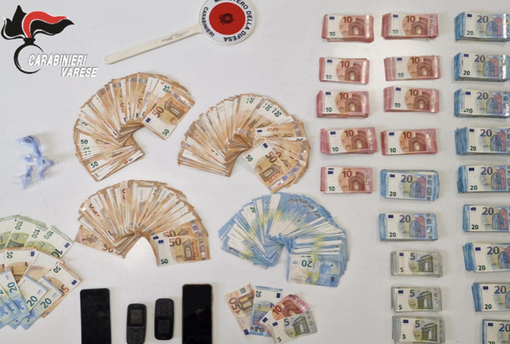 Gorla Minore, due pusher in manette nei boschi: tentavano la fuga con un "tesoro" in contanti