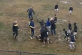 Gigantesca rissa a un torneo di calcio giovanile a Riva di Chieri: un dirigente finisce in ospedale