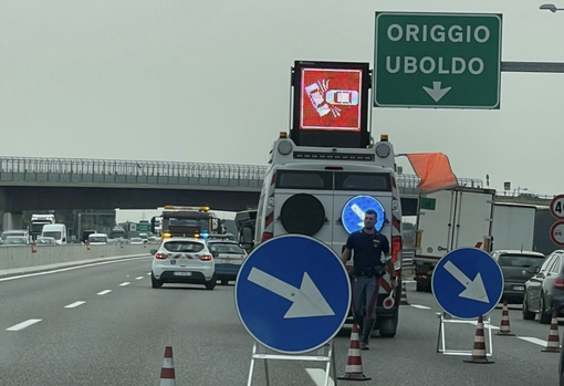 Due incidenti nelle ultime ore sulle autostrade: dodici persone soccorse Due incidenti nelle ultime ore sulle autostrade: dodici persone soccorse