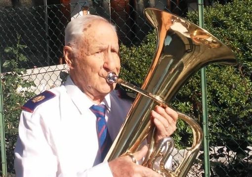 Gilberto Furiga in una foto tratta dalla pagina Facebook della Filarmonica di Gavirate