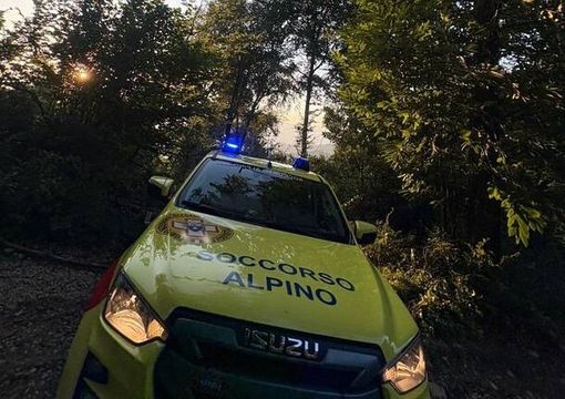Escursionista disorientato e biker ferito. Due interventi per i CNSAS di Varese Escursionista disorientato e biker ferito. Due interventi per i CNSAS di Varese