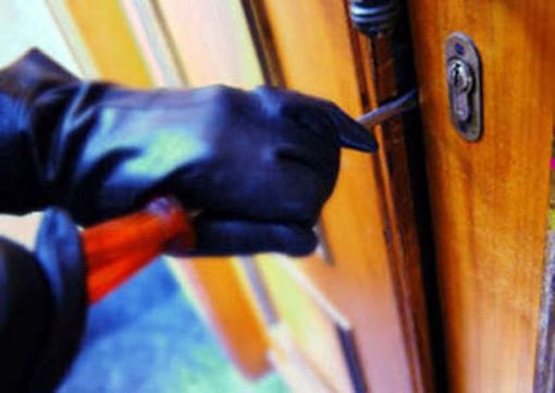 Induno Olona fa i conti con la microcriminalità: raddoppiati i controlli sul territorio e il sindaco scrive al Prefetto Induno Olona fa i conti con la microcriminalità: raddoppiati i controlli sul territorio e il sindaco scrive al Prefetto