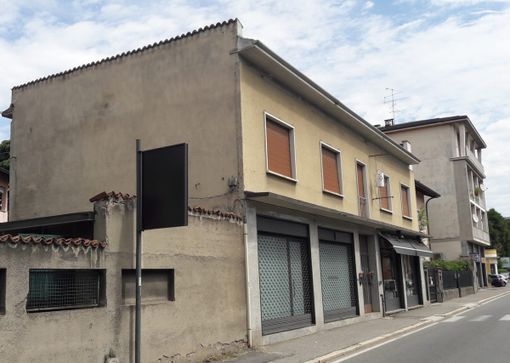 Ex sede della Lega a Cassano, oggi anonima