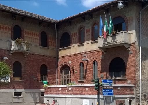 "San Maurizio Open": una nuova piazza e un nuovo rapporto tra il Comune di Vedano Olona e i cittadini "San Maurizio Open": una nuova piazza e un nuovo rapporto tra il Comune di Vedano Olona e i cittadini