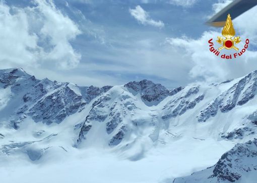 Valanga a Santa Caterina Valfurva, travolti quattro escursionisti Valanga a Santa Caterina Valfurva, travolti quattro escursionisti