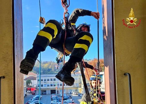 Varese, 24 nuovi vigili del fuoco abilitati per le operazioni di soccorso speleo alpino fluviale