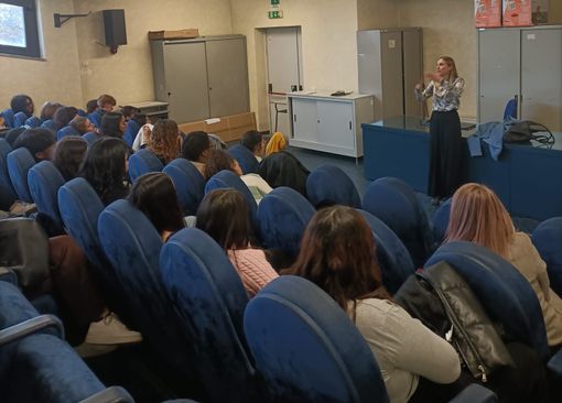 Un incontro degli studenti dello Stein con una professionista Un incontro degli studenti dello Stein con una professionista